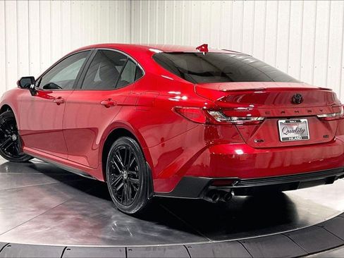 Used 2026 Toyota Camry SE w/ Convenience Package FWD image 13