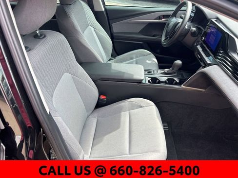 Certified 2025 Toyota Camry LE image 7