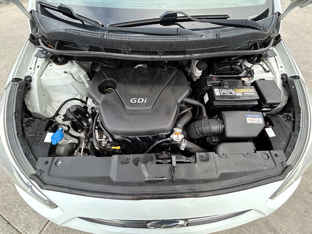 Used 2015 Hyundai Accent GLS FWD image 30