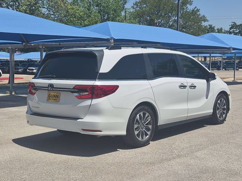 Certified 2022 Honda Odyssey EX-L image 3