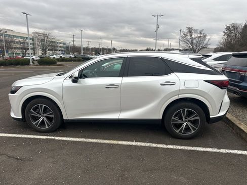 Used 2025 Lexus RX 350 Premium image 4
