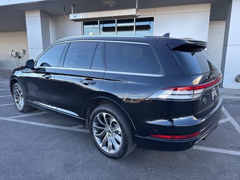 Used 2023 Lincoln Aviator Grand Touring w/ Equipment Group 301A image 3