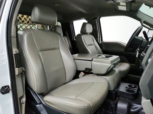 Used 2018 Ford F350 XL AWD/4WD image 23