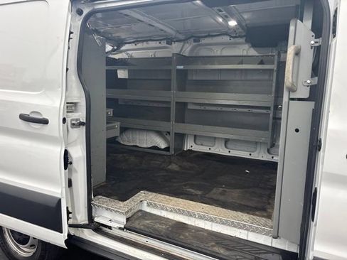 Used 2018 Ford Transit 250 130 Low Roof RWD image 15