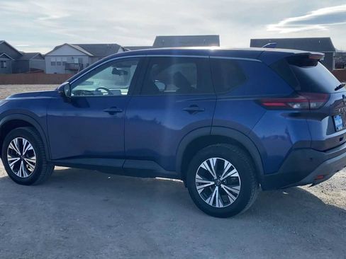 Used 2022 Nissan Rogue SV image 6