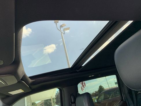 Used 2022 Ford F150 Lariat w/ Equipment Group 502A High image 2