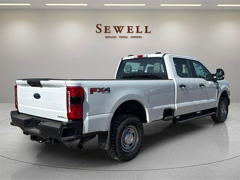 New 2025 Ford F250 XL w/ 360-Degree Camera Package image 5