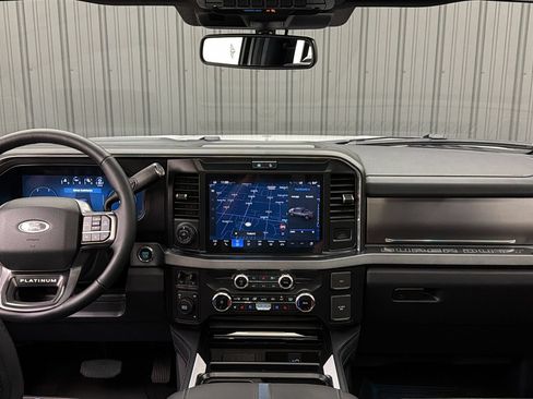 Used 2026 Ford F450 Platinum w/ FX4 Off-Road Package AWD/4WD image 38