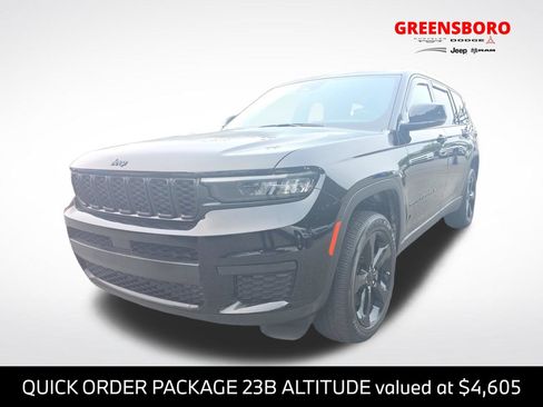 Used 2024 Jeep Grand Cherokee L Laredo RWD image 1
