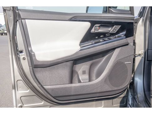 Certified 2023 Subaru Solterra AWD image 18