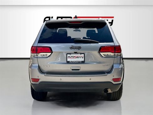 Used 2021 Jeep Grand Cherokee Laredo X image 6