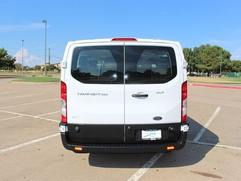 Used 2024 Ford Transit 350 XLT RWD image 4