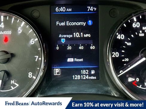 Used 2018 Nissan Rogue SV AWD/4WD image 16