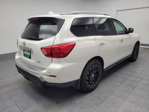 Used 2020 Nissan Pathfinder SV FWD image 9