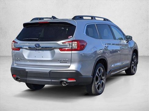 Used 2025 Subaru Ascent Touring w/ Popular Package #2 AWD/4WD image 2