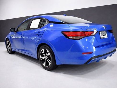 Used 2023 Nissan Sentra SV image 3