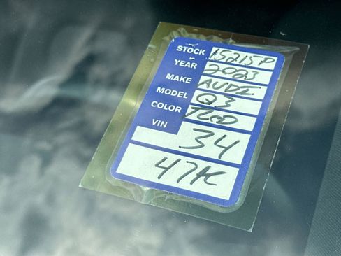 Used 2023 Audi Q3 2.0T Premium image 26