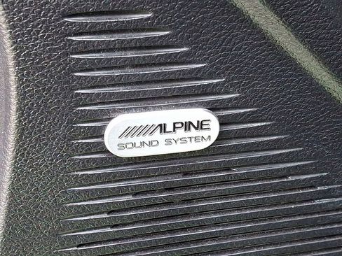 Used 2015 Dodge Challenger R/T Scat Pack w/ Technology Group image 25