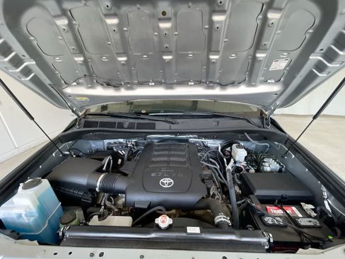 Used 2021 Toyota Sequoia Limited AWD/4WD image 27