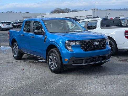 New 2026 Ford Maverick XLT w/ XLT Luxury Package image 2