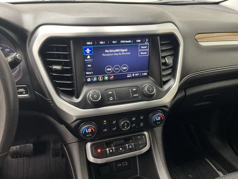 Certified 2023 GMC Acadia SLE w/ Driver Convenience Package AWD/4WD image 17