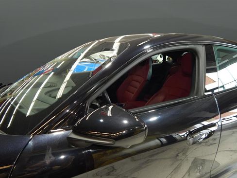 Used 2020 Porsche Taycan 4S image 13