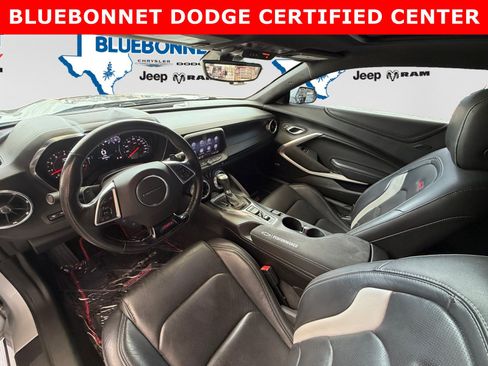 Used 2019 Chevrolet Camaro SS RWD image 12