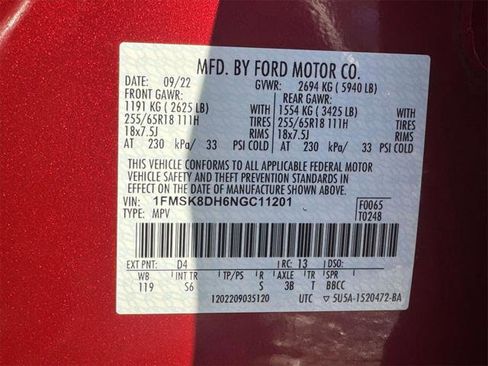 Used 2022 Ford Explorer XLT w/ Equipment Group 202A image 16