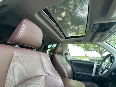 Used 2019 Toyota 4Runner Limited AWD/4WD image 19