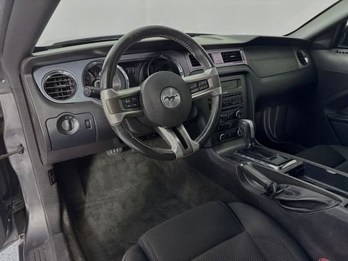 Used 2014 Ford Mustang Coupe image 9