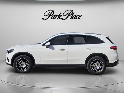 Certified 2025 Mercedes-Benz GLC 300 300 image 2