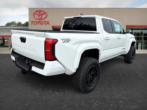 New 2026 Toyota Tacoma TRD Sport AWD/4WD image 4