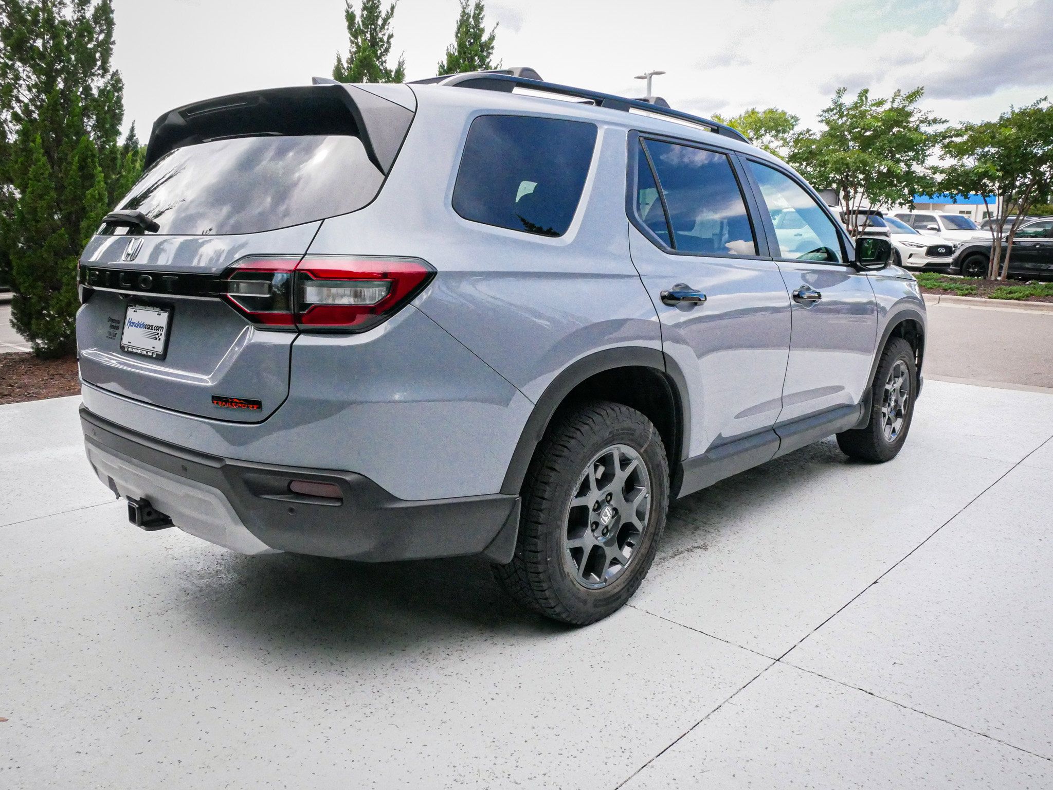 Certified 2025 Honda Pilot TrailSport image 10