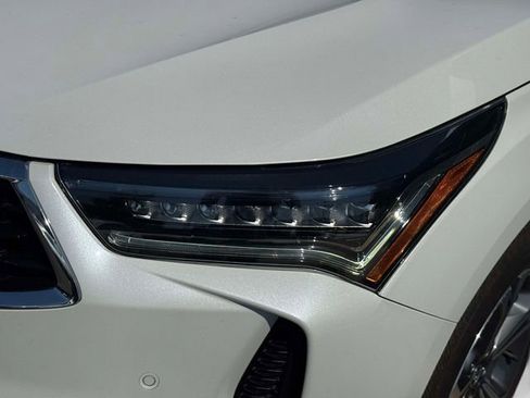 Used 2023 Acura RDX AWD w/ Advance Package image 11