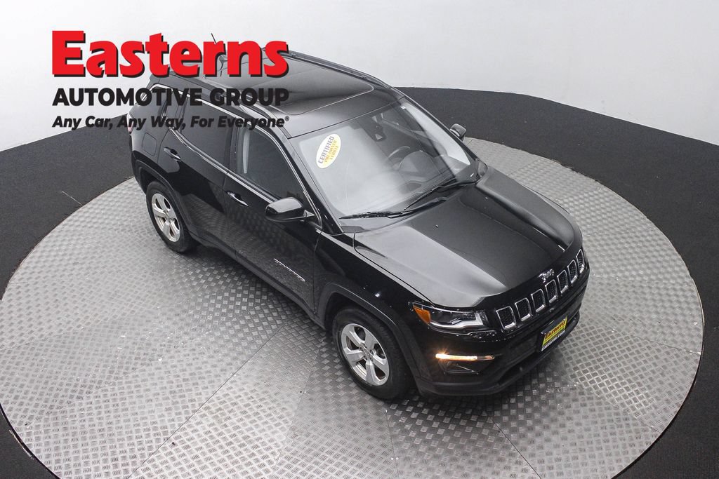 Used 2018 Jeep Compass Latitude w/ Popular Equipment Group AWD/4WD image 5
