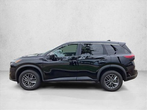 Used 2026 Nissan Rogue SV FWD image 9
