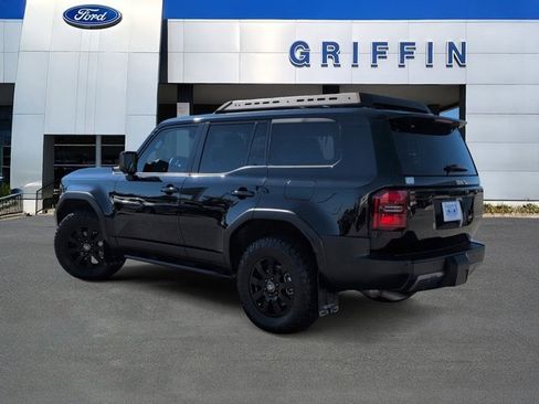 Used 2024 Toyota Land Cruiser image 9