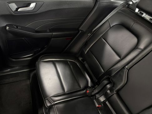 Used 2024 Ford Escape Platinum image 12