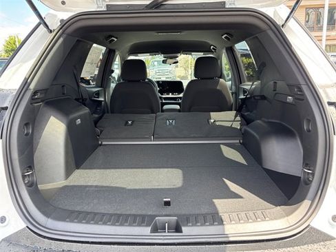 New 2026 Chevrolet Equinox LT image 28