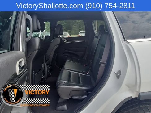 Certified 2022 Jeep Grand Cherokee Limited AWD/4WD image 22