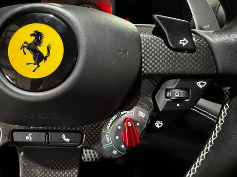 Used 2019 Ferrari GTC4Lusso T image 30