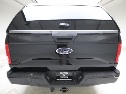 Used 2017 Ford F150 XL w/ Equipment Group 101A Mid AWD/4WD image 3