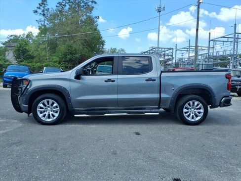 Used 2020 Chevrolet Silverado 1500 Custom w/ Custom Value Package image 4