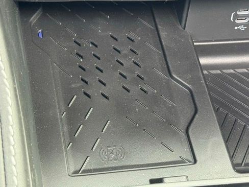 New 2027 Chrysler Pacifica Limited FWD image 25