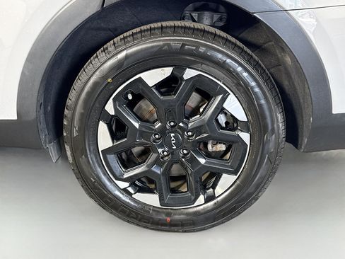 Used 2025 Kia Sorento S FWD image 37