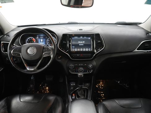 Used 2020 Jeep Cherokee Limited AWD/4WD image 17