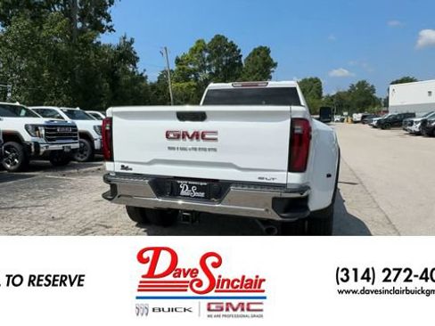 New 2026 GMC Sierra 3500 SLT AWD/4WD image 8