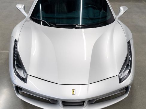 Used 2018 Ferrari 488 GTB image 34