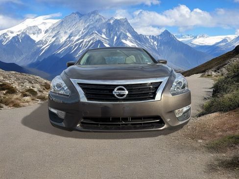 Used 2014 Nissan Altima 2.5 S image 8