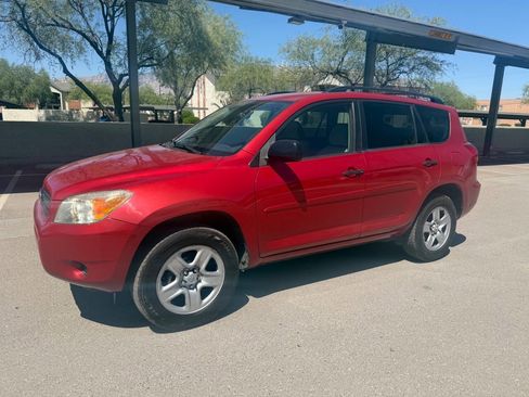 Used 2008 Toyota RAV4 2WD image 3